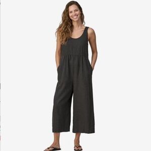 NWOT Patagonia Garden Island Jumpsuit in Ink Black